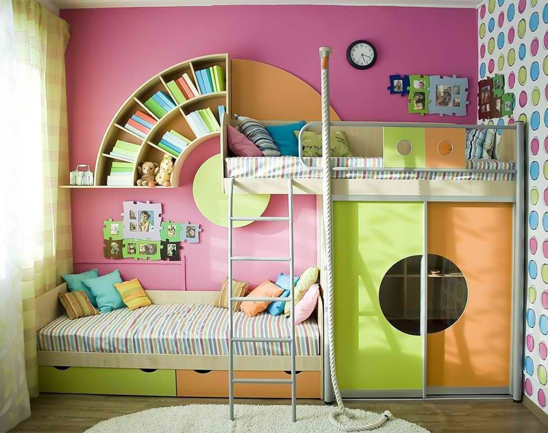 Как наилучшим образом расставить мебель в детской для двоих?